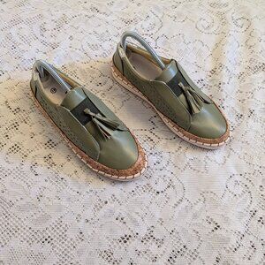 Olive slip on loafers size 41